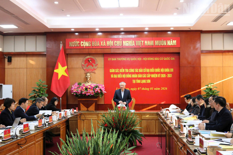 Phó Thủ tướng Thường trực Chính phủ Nguyễn Hòa Bình kiểm tra công tác bầu cử tại Lạng Sơn Phó Thủ tướng Thường trực Chính phủ Nguyễn Hòa Bình kiểm tra công tác bầu cử tại Lạng Sơn
