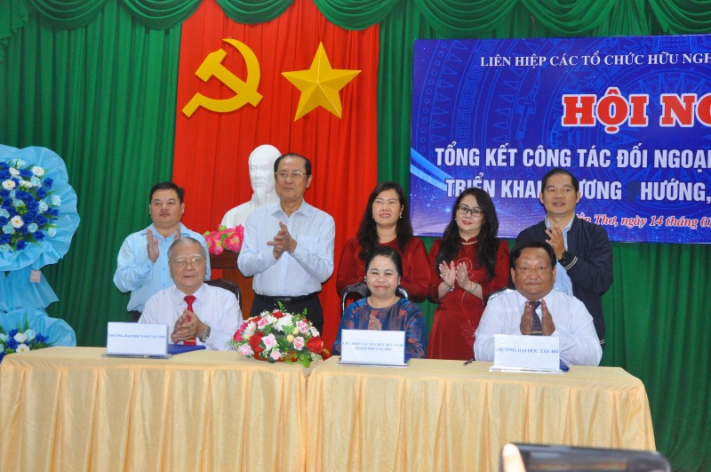 Đối ngoại nhân dân Cần Thơ 2025: Khẳng định vai trò nòng cốt, tạo đà cho nhiệm kỳ mới Đối ngoại nhân dân Cần Thơ 2025: Khẳng định vai trò nòng cốt, tạo đà cho nhiệm kỳ mới
