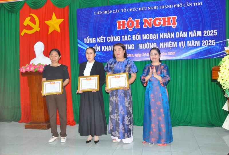 Đối ngoại nhân dân Cần Thơ 2025: Khẳng định vai trò nòng cốt, tạo đà cho nhiệm kỳ mới Đối ngoại nhân dân Cần Thơ 2025: Khẳng định vai trò nòng cốt, tạo đà cho nhiệm kỳ mới
