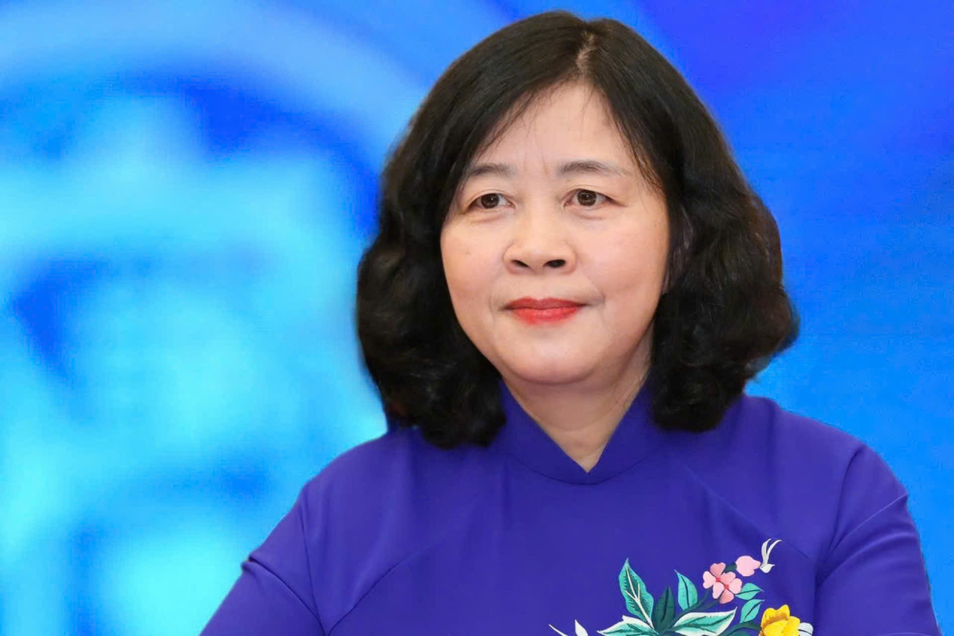 Bà Bùi Thị Minh Hoài, Ủy viên Bộ Chính trị, Bí thư Trung ương Đảng, Bí thư Đảng ủy MTTQ, các đoàn thể Trung ương, Chủ tịch Ủy ban Trung ương MTTQ Việt Nam Bà Bùi Thị Minh Hoài, Ủy viên Bộ Chính trị, Bí thư Trung ương Đảng, Bí thư Đảng ủy MTTQ, các đoàn thể Trung ương, Chủ tịch Ủy ban Trung ương MTTQ Việt Nam