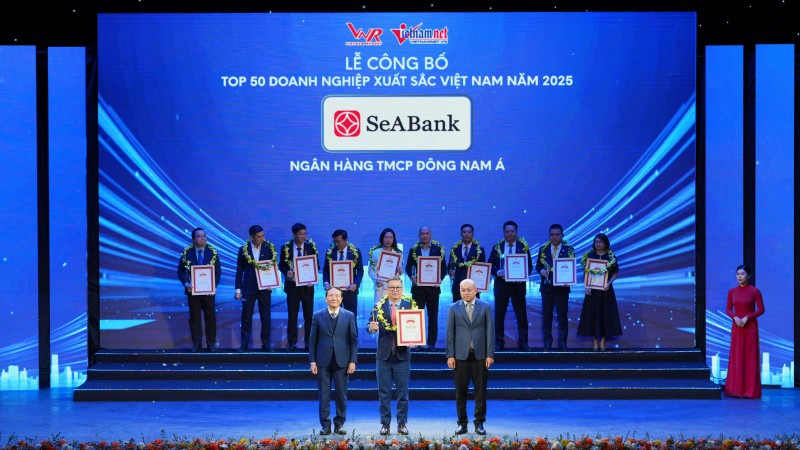 Hai giải thưởng uy tín ghi nhận chiến lược phát triển bền vững của SeABank Hai giải thưởng uy tín ghi nhận chiến lược phát triển bền vững của SeABank