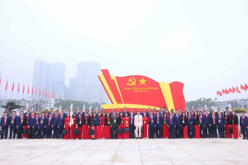 "Đại hội XIV sẽ bầu ra những người có đủ đức, đủ tài để lãnh đạo đất nước"