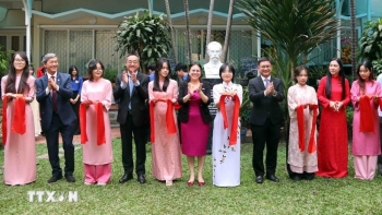 Lần đầu tiên dựng tượng Anh hùng dân tộc Cuba José Martí tại Thành phố Hồ Chí Minh