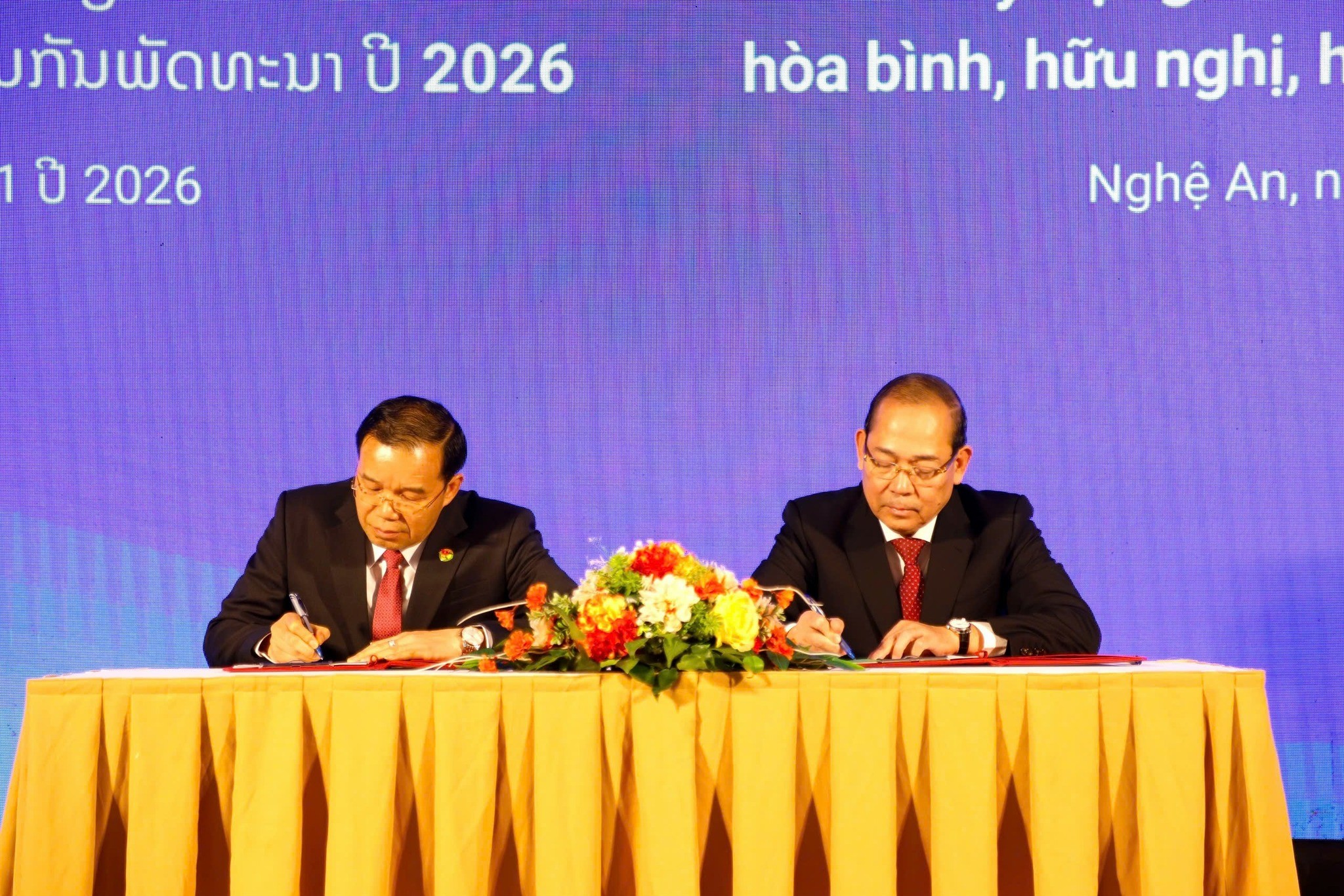 Thông cáo chung của Hội nghị quốc tế về xây dựng đường biên giới Việt Nam - Lào năm 2026 Thông cáo chung của Hội nghị quốc tế về xây dựng đường biên giới Việt Nam - Lào năm 2026