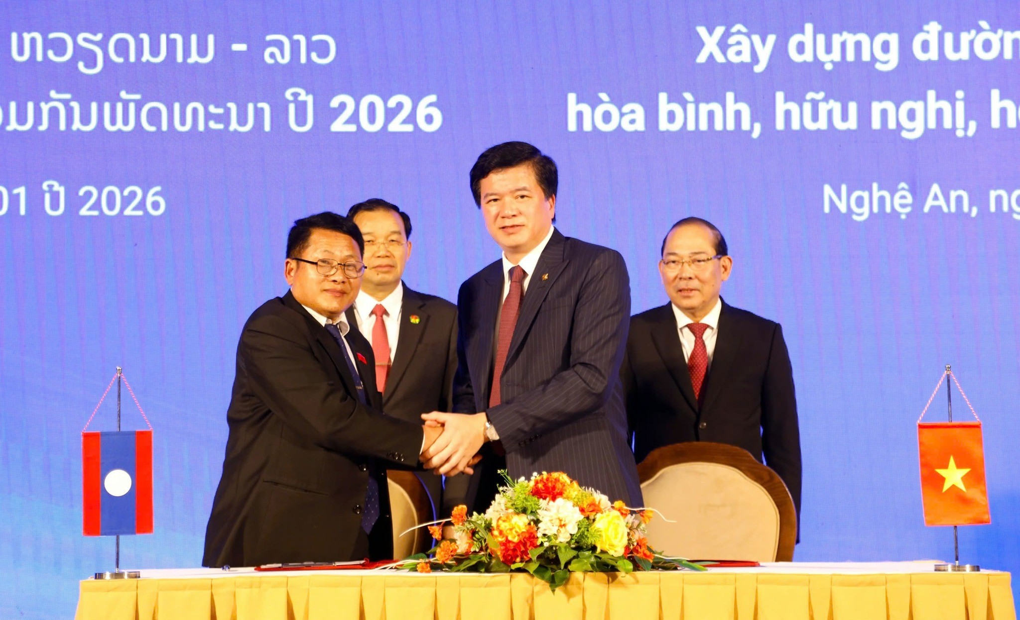 Thông cáo chung của Hội nghị quốc tế về xây dựng đường biên giới Việt Nam - Lào năm 2026 Thông cáo chung của Hội nghị quốc tế về xây dựng đường biên giới Việt Nam - Lào năm 2026
