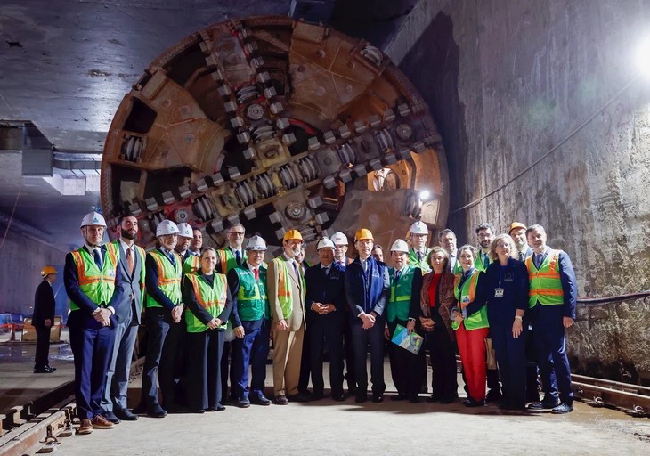 Chủ tịch Hội đồng châu Âu António Costa thăm Văn Miếu - Quốc Tử Giám và dự án metro số 3 Hà Nội Chủ tịch Hội đồng châu Âu António Costa thăm Văn Miếu - Quốc Tử Giám và dự án metro số 3 Hà Nội