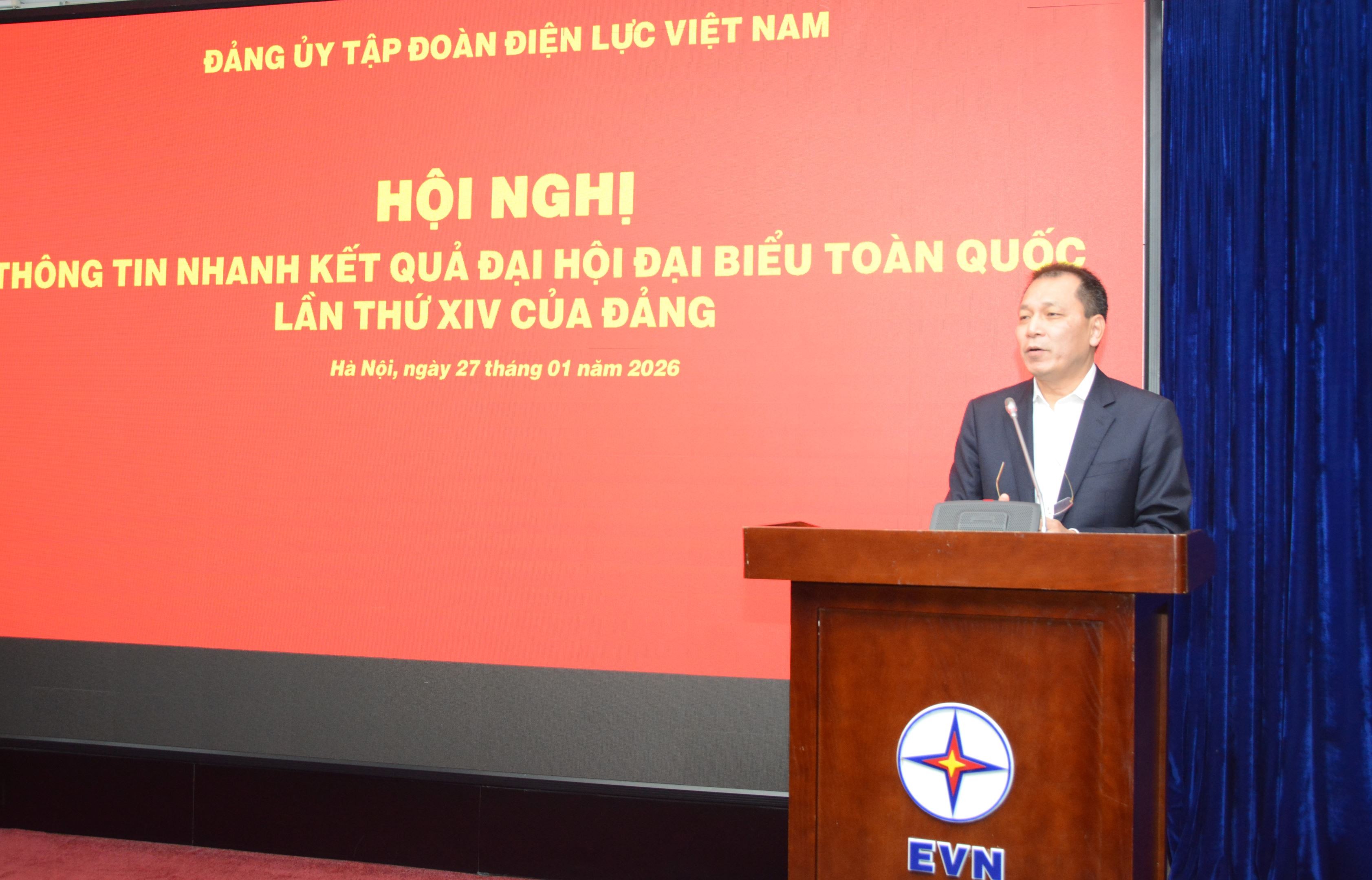 Bí thư Đảng ủy, Chủ tịch HĐTV EVN Đặng Hoàng An trực tiếp truyền đạt các nội dung tại hội nghị Bí thư Đảng ủy, Chủ tịch HĐTV EVN Đặng Hoàng An trực tiếp truyền đạt các nội dung tại hội nghị