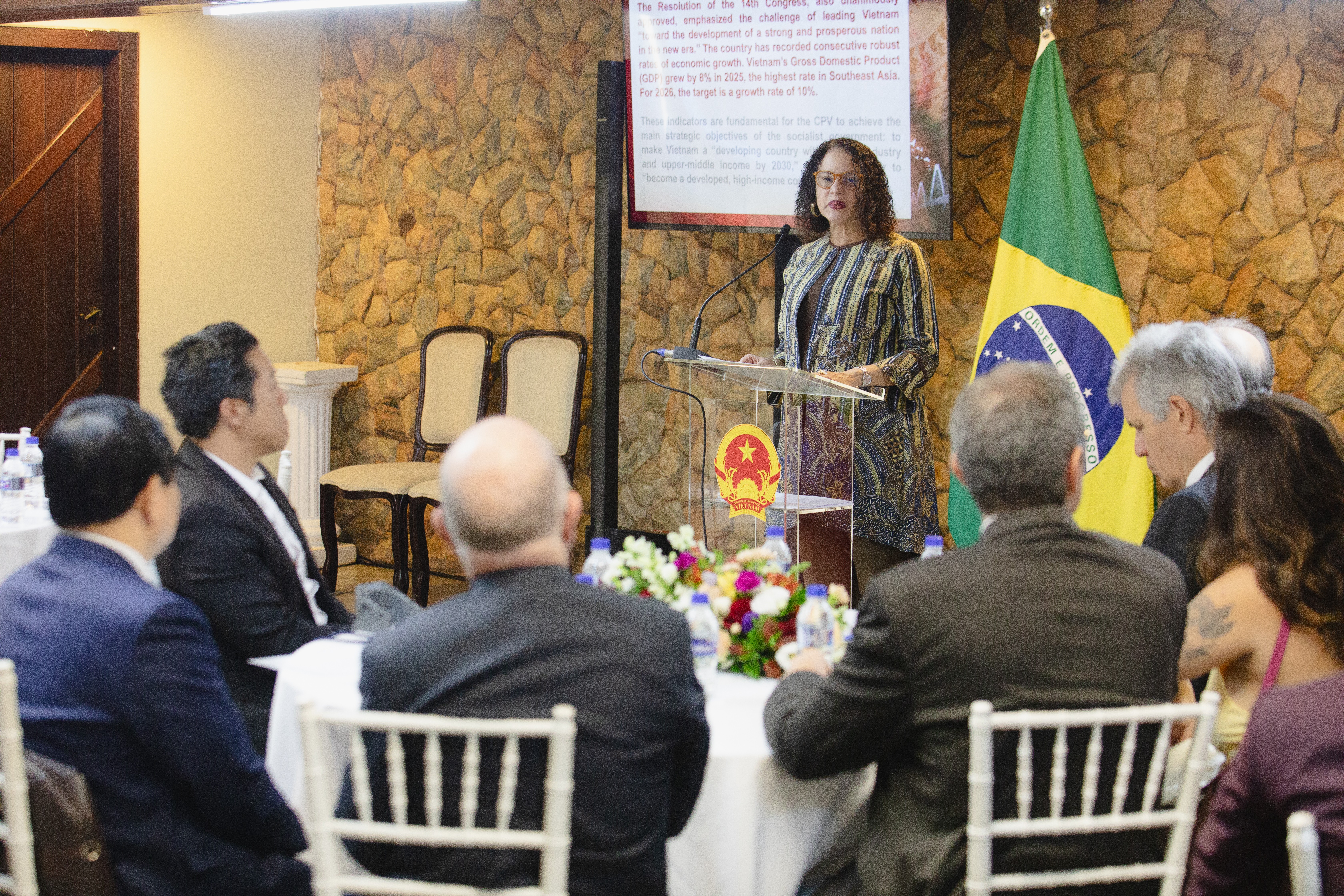 Chính khách, học giả Brazil tôn vinh vai trò lịch sử của Đảng Cộng sản Việt Nam