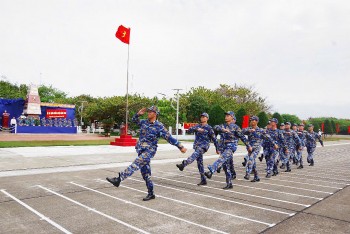 Sôi nổi Lễ ra quân huấn luyện năm 2026 trên các đảo thuộc quần đảo Trường Sa