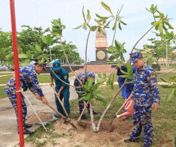 Tết Bính Ngọ 2026: Hơn 9.000 cây xanh được trồng mới tại Trường Sa