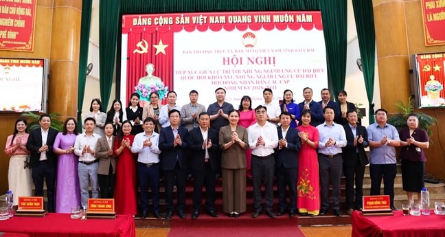 Phó Chủ tịch - Tổng Thư ký Ủy ban Trung ương MTTQ Việt Nam Hà Thị Nga tiếp xúc cử tri xã Than Uyên, tỉnh Lai Châu Phó Chủ tịch - Tổng Thư ký Ủy ban Trung ương MTTQ Việt Nam Hà Thị Nga tiếp xúc cử tri xã Than Uyên, tỉnh Lai Châu