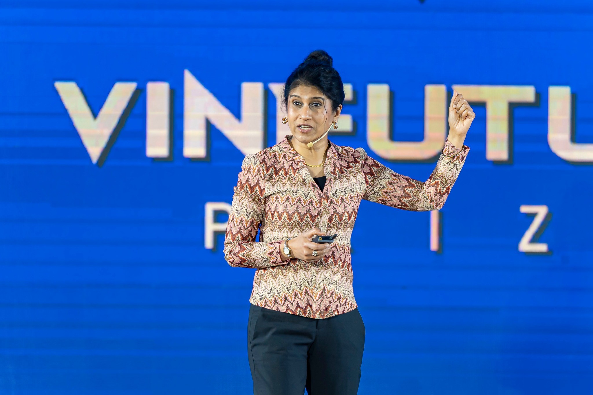 Nhà khoa học Mỹ: “VinFuture đưa đóng góp của phụ nữ làm khoa học ra ánh sáng toàn cầu” Nhà khoa học Mỹ: “VinFuture đưa đóng góp của phụ nữ làm khoa học ra ánh sáng toàn cầu”