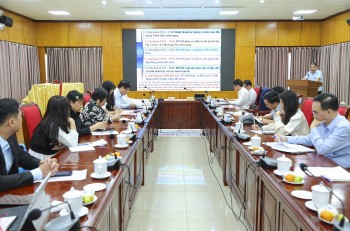 Tọa đàm 
