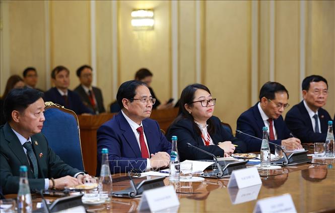 Thủ tướng Phạm Minh Chính hội kiến Chủ tịch Hội đồng Liên bang Nga Chú thích ảnh