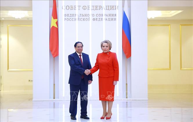 Thủ tướng Phạm Minh Chính hội kiến Chủ tịch Hội đồng Liên bang Nga Chú thích ảnh