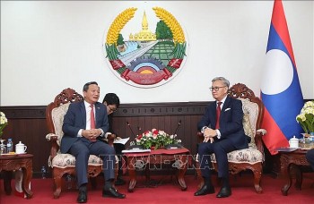 Việt Nam – Lào tăng cường hợp tác “gắn kết chiến lược”