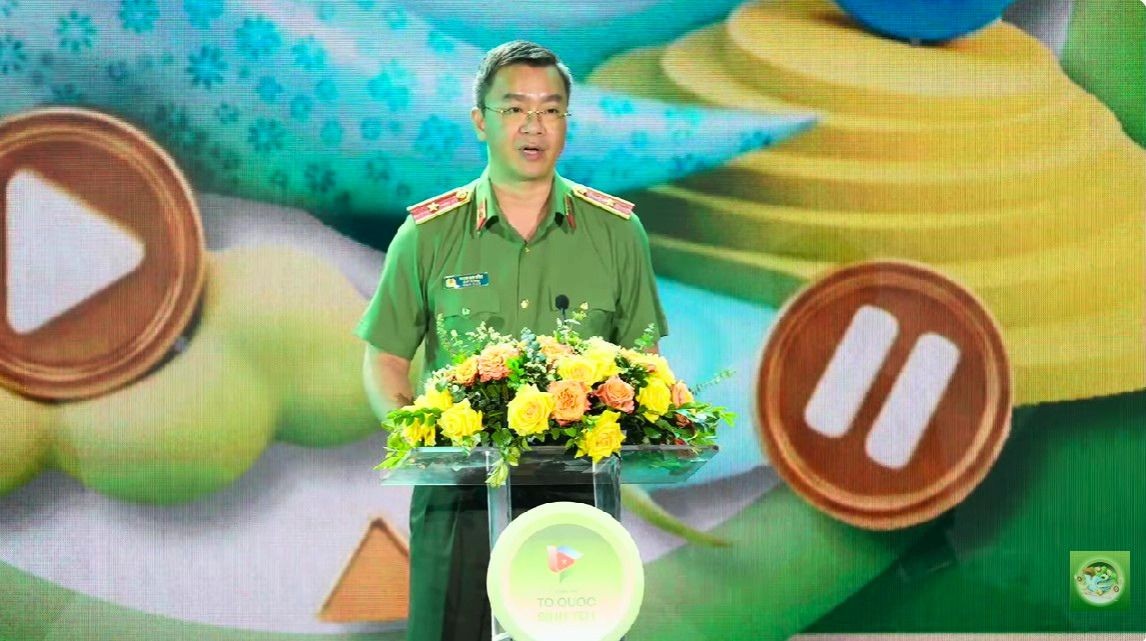 Thiếu tướng Phạm Kim Đĩnh, Cục trưởng Cục Công tác chính trị (Bộ Công an), phát biểu tại Lễ phát động Cuộc thi sáng tạo video clip Phát động Cuộc thi sáng tạo video clip