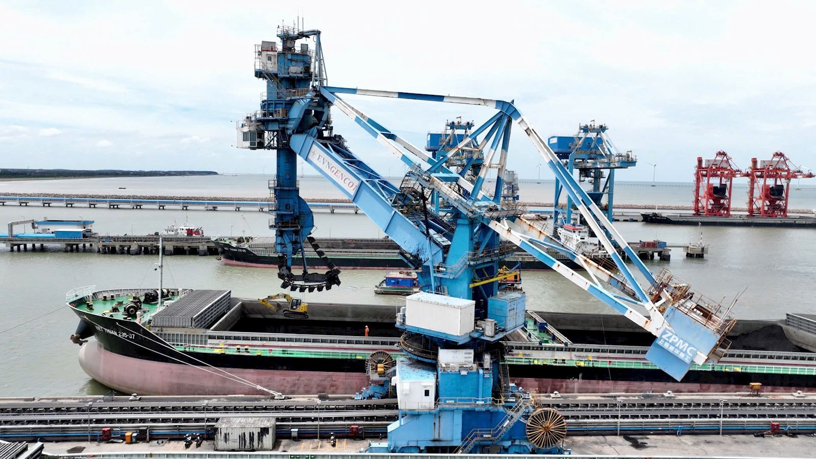 EVNGENCO1 chủ động bảo đảm cung ứng nhiên liệu phục vụ vận hành trong cao điểm mùa khô EVNGENCO1 chủ động bảo đảm cung ứng nhiên liệu phục vụ vận hành trong cao điểm mùa khô