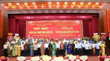 Cần Thơ họp mặt mừng Tết cổ truyền Chôl Chnăm Thmây của đồng bào Khmer