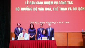 Bàn giao nhiệm vụ công tác Bộ trưởng Bộ Văn hóa, Thể thao và Du lịch