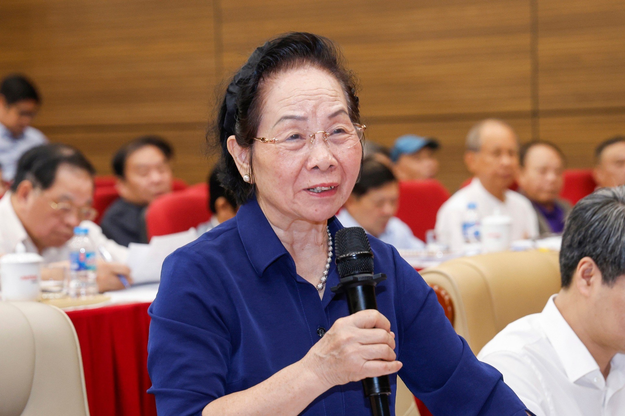 Bà Nguyễn Thị Doan - nguyên Phó Chủ tịch nước, Phó Chủ tịch không chuyên trách UBTƯ MTTQ Việt Nam, Chủ tịch Hội Khuyến học Việt Nam phát biểu tại Hội nghị Bà Nguyễn Thị Doan - nguyên Phó Chủ tịch nước, Phó Chủ tịch không chuyên trách UBTƯ MTTQ Việt Nam, Chủ tịch Hội Khuyến học Việt Nam phát biểu tại Hội nghị