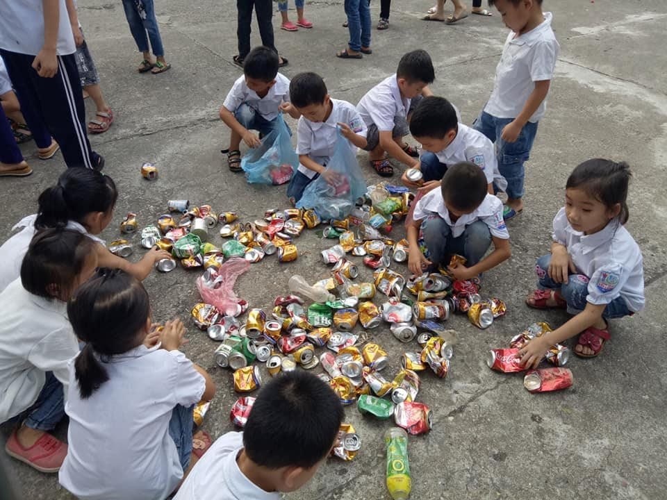 Học sinh làm kế hoạch nhỏ. (Ảnh: Báo Đại đoàn kết). Học sinh làm kế hoạch nhỏ. (Ảnh: Báo Đại đoàn kết).