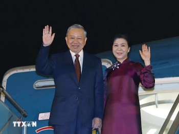 Tổng Bí thư, Chủ tịch nước Tô Lâm và Phu nhân lên đường thăm cấp Nhà nước đến Trung Quốc