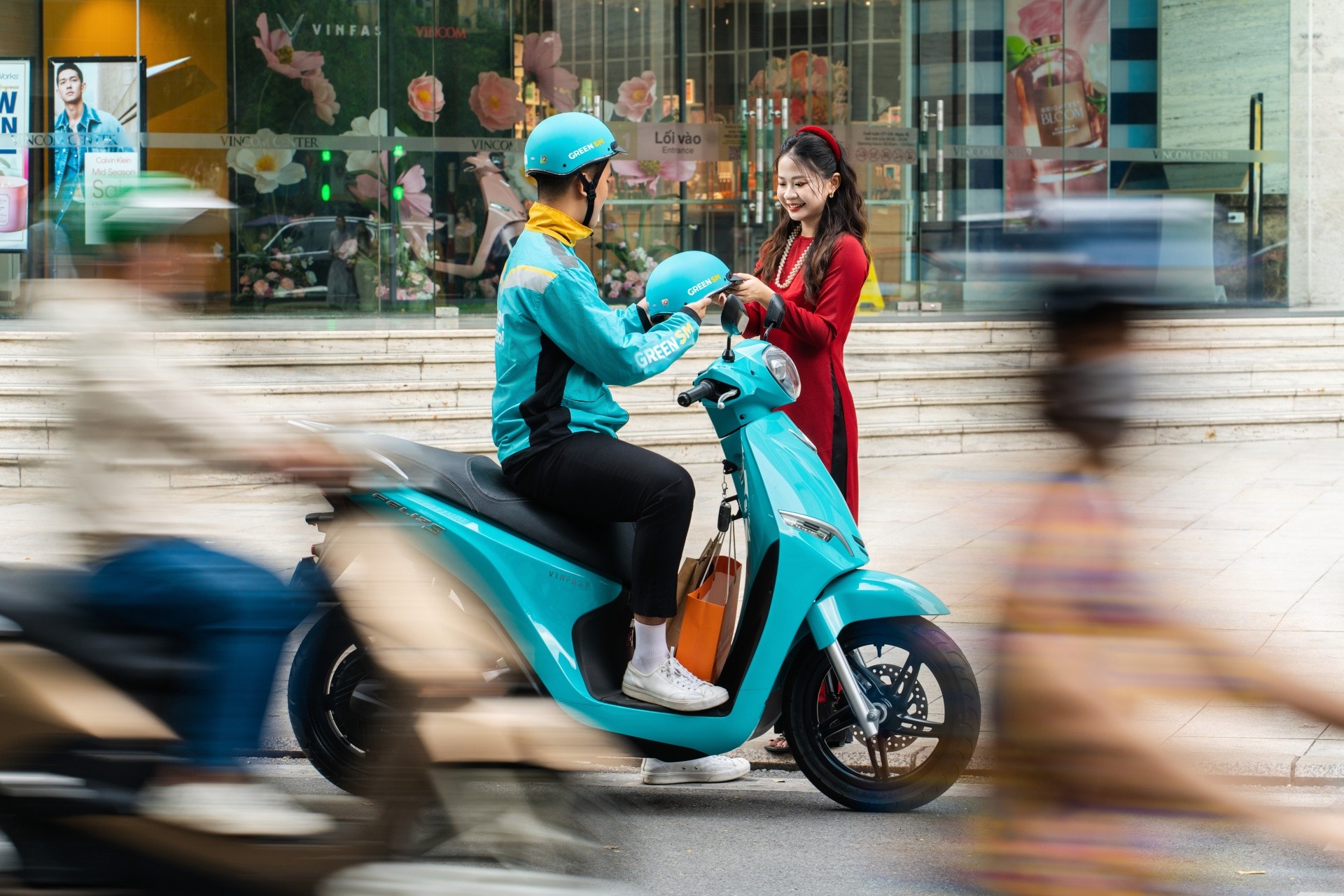 Ảnh: Green SM miễn phí thuê và đổi pin, giúp tài xế giảm chi phí vận hành. Ảnh: Green SM miễn phí thuê và đổi pin, giúp tài xế giảm chi phí vận hành.