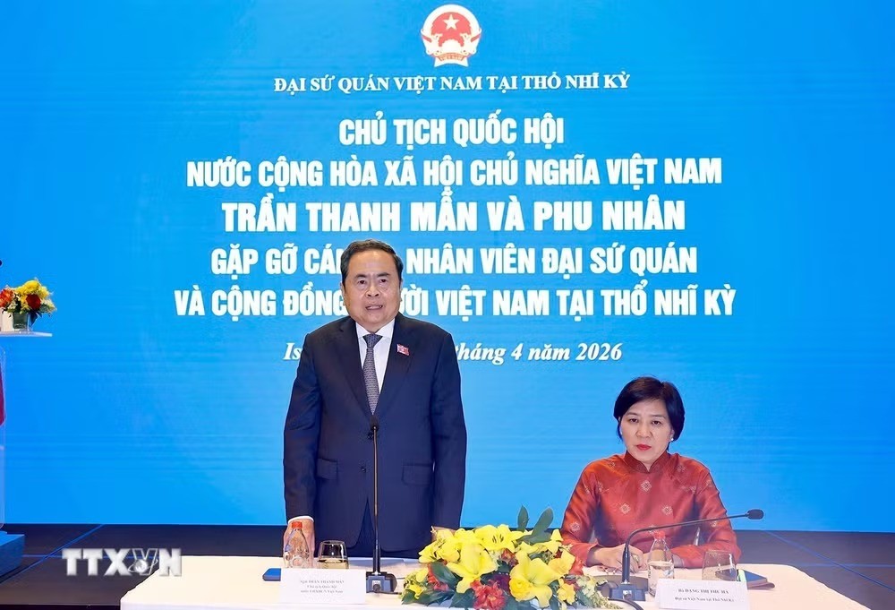 Chủ tịch Quốc hội Trần Thanh Mẫn gặp gỡ cộng đồng người Việt tại Thổ Nhĩ Kỳ Chủ tịch Quốc hội Trần Thanh Mẫn gặp gỡ cộng đồng người Việt tại Thổ Nhĩ Kỳ
