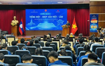 Tìm giải pháp nâng cao hiệu quả dạy và học tiếng Việt tại Lào