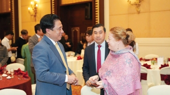 Cầu nối hữu nghị quốc tế qua ngoại giao nhân dân