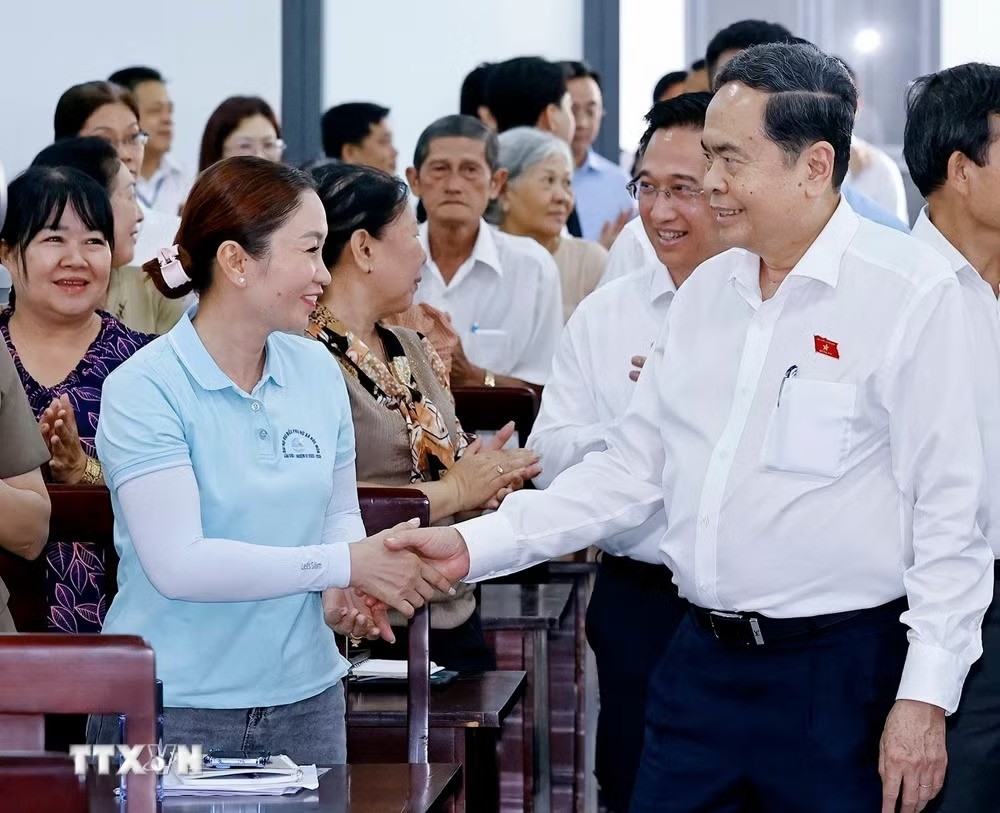 Chủ tịch Quốc hội: Sửa đổi toàn diện Luật Đất đai trong thời gian tới Chủ tịch Quốc hội: Sửa đổi toàn diện Luật Đất đai trong thời gian tới