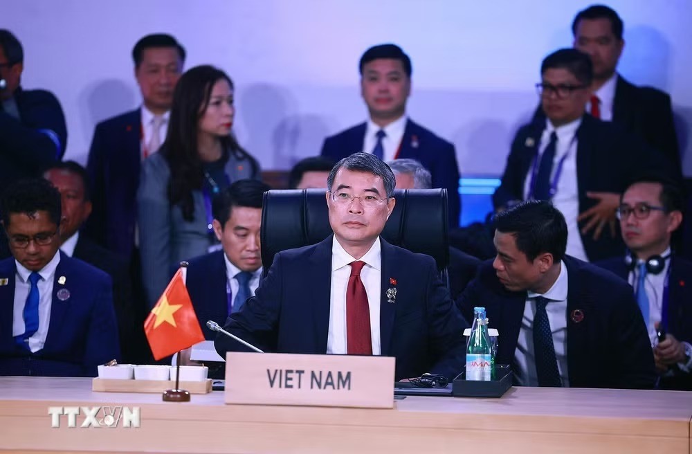 Việt Nam đề xuất các ưu tiên ứng phó khủng hoảng tại Hội nghị Cấp cao ASEAN 48 Việt Nam đề xuất các ưu tiên ứng phó khủng hoảng tại Hội nghị Cấp cao ASEAN 48
