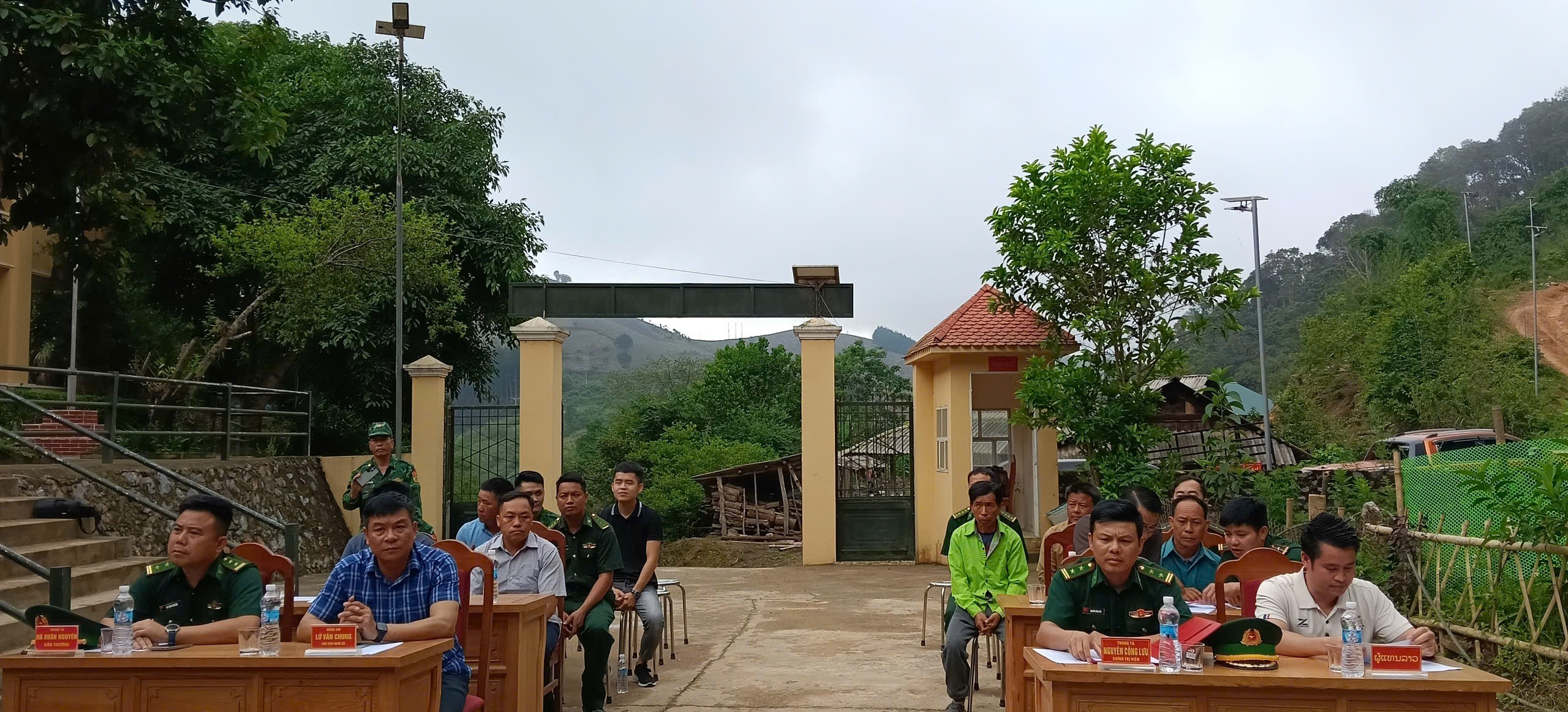 Sơn La triển khai mô hình “Chia sẻ yêu thương, biên cương gắn kết” Sơn La triển khai mô hình “Chia sẻ yêu thương, biên cương gắn kết”