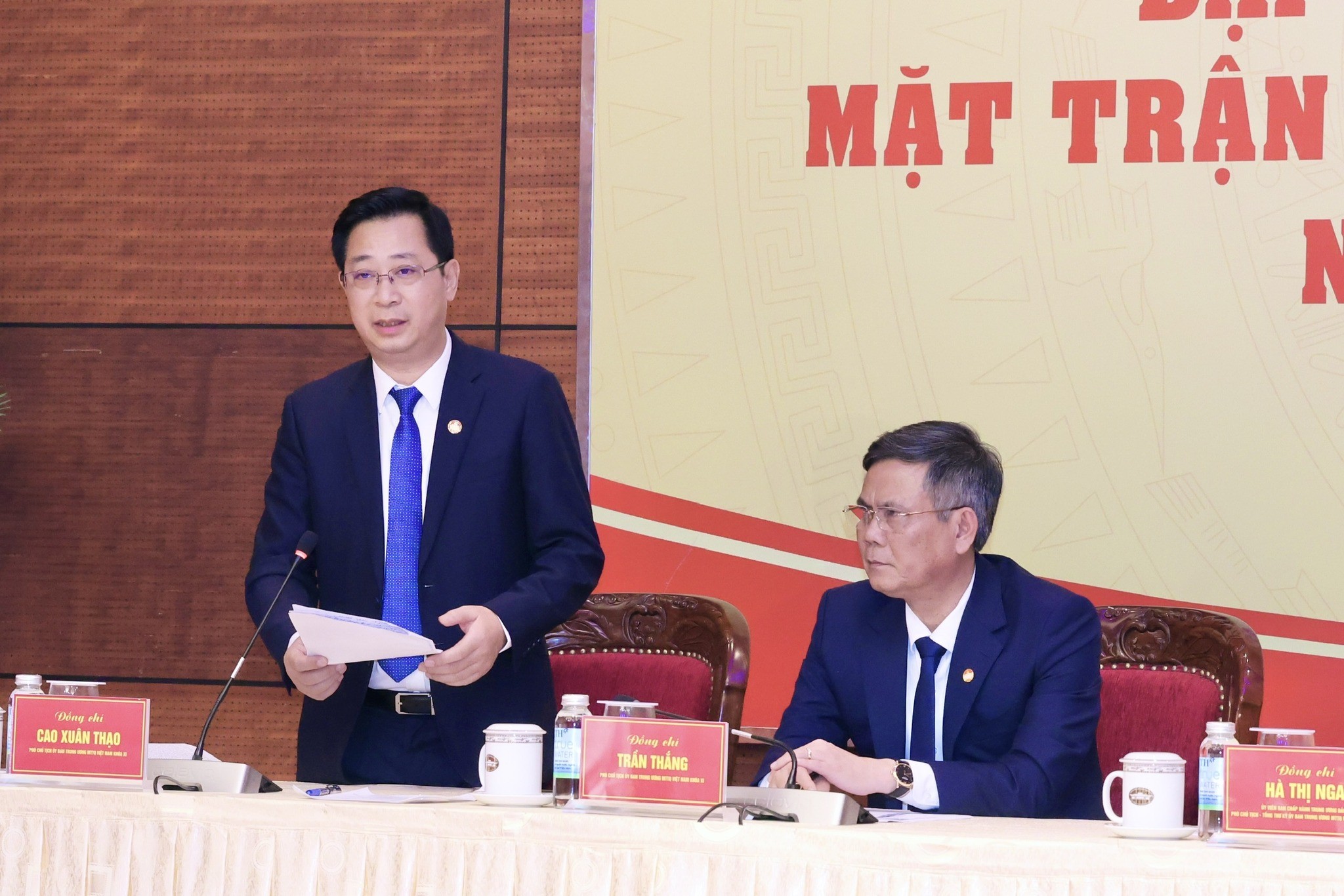 Phó Chủ tịch Ủy ban Trung ương MTTQ Việt Nam Cao Xuân Thạo trao đổi tại họp báo. (Ảnh: MTTQ Việt Nam) Phó Chủ tịch Ủy ban Trung ương MTTQ Việt Nam Cao Xuân Thạo trao đổi tại họp báo. (Ảnh: MTTQ Việt Nam)