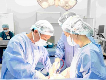 Vinmec Đà Nẵng loại bỏ thành công khối u to như thai 3 tháng gây biến dạng tử cung