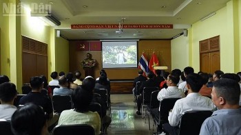 Kiều bào tại nhiều nước kỷ niệm 136 năm Ngày sinh Chủ tịch Hồ Chí Minh