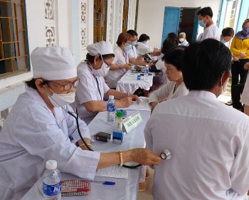 Các tổ chức tôn giáo mở rộng hoạt động vì cộng đồng