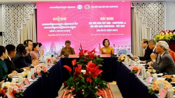 Việt Nam - Campuchia tăng cường kết nối thế hệ trẻ, doanh nghiệp và địa phương