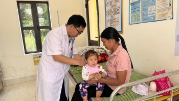 Trẻ dưới 6 tuổi được khám sức khỏe định kỳ ít nhất 1 lần mỗi năm