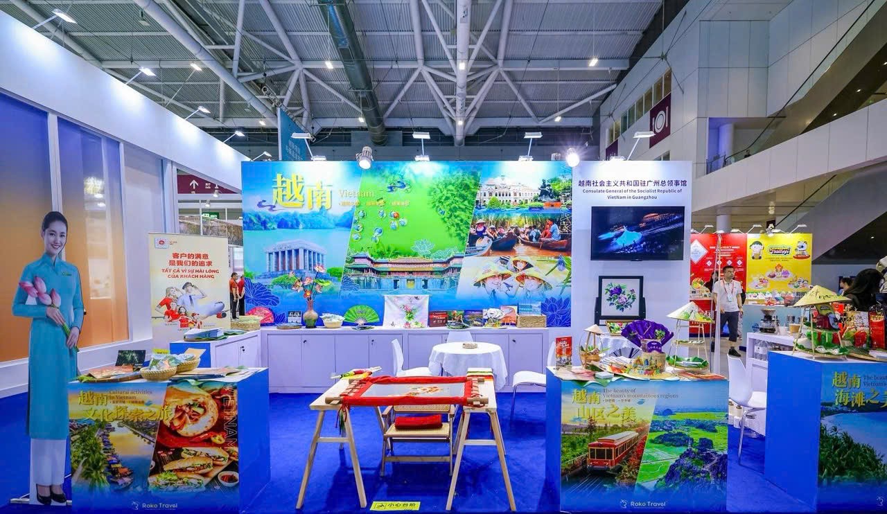 Lan tỏa văn hóa Việt Nam tại Hội chợ ICIF-22 Thâm Quyến Lan tỏa văn hóa Việt Nam tại Hội chợ ICIF-22 Thâm Quyến