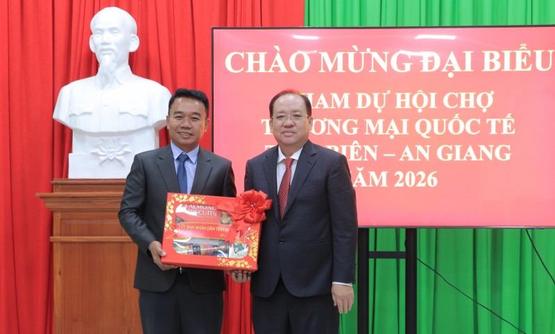 Thắt chặt quan hệ hữu nghị, hợp tác giữa An Giang với Lào, Campuchia
