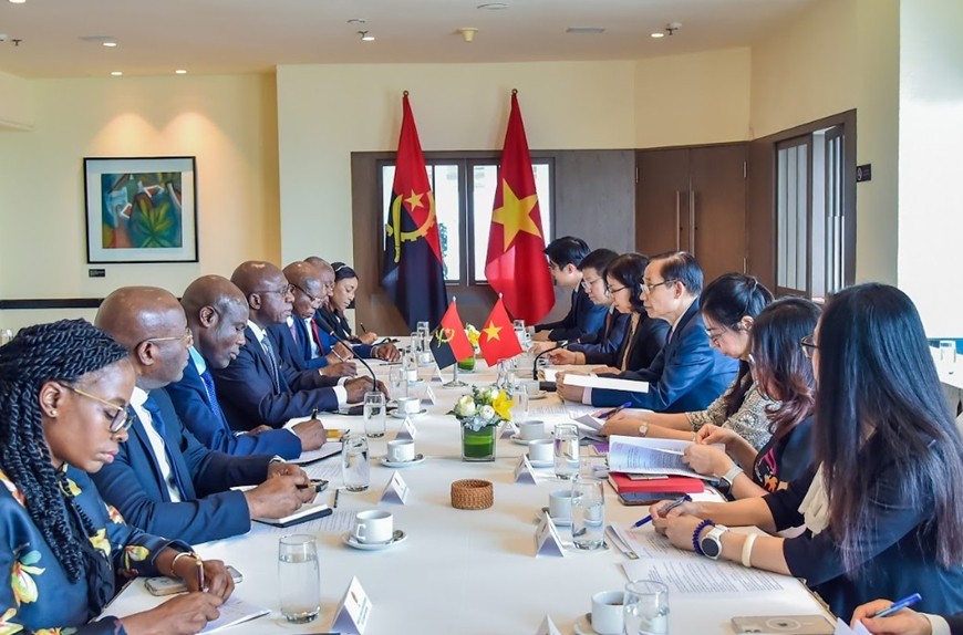 Việt Nam - Angola mở rộng hợp tác năng lượng, dầu khí và nông nghiệp
