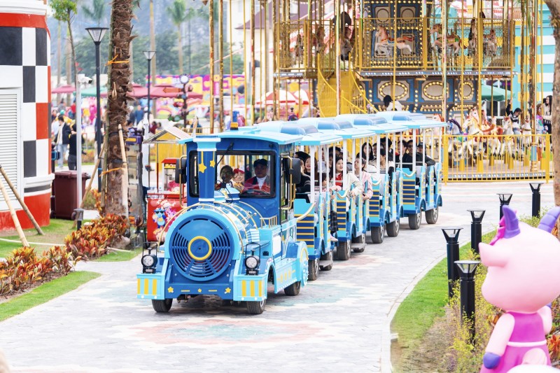 BRIGHTPARK điểm thu hút khách du lịch đến với Ninh Bình
