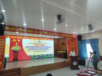 Đà Nẵng: Công an phường Hoà Cường hướng dẫn triển khai phần mềm khai báo tạm trú cho người nước ngoài