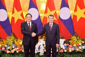 Việt Nam luôn kề vai sát cánh hỗ trợ Lào hiện thực hoá các mục tiêu chiến lược đã đề ra