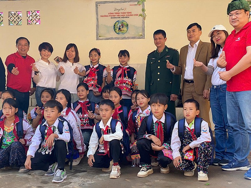Từ một lá thư nơi cực Tây Tổ quốc đến sự hồi sinh của điểm trường vùng biên Từ một lá thư nơi cực Tây Tổ quốc đến sự hồi sinh của điểm trường vùng biên