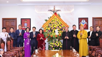 Đổi mới công tác tín ngưỡng, tôn giáo để củng cố khối đại đoàn kết toàn dân tộc
