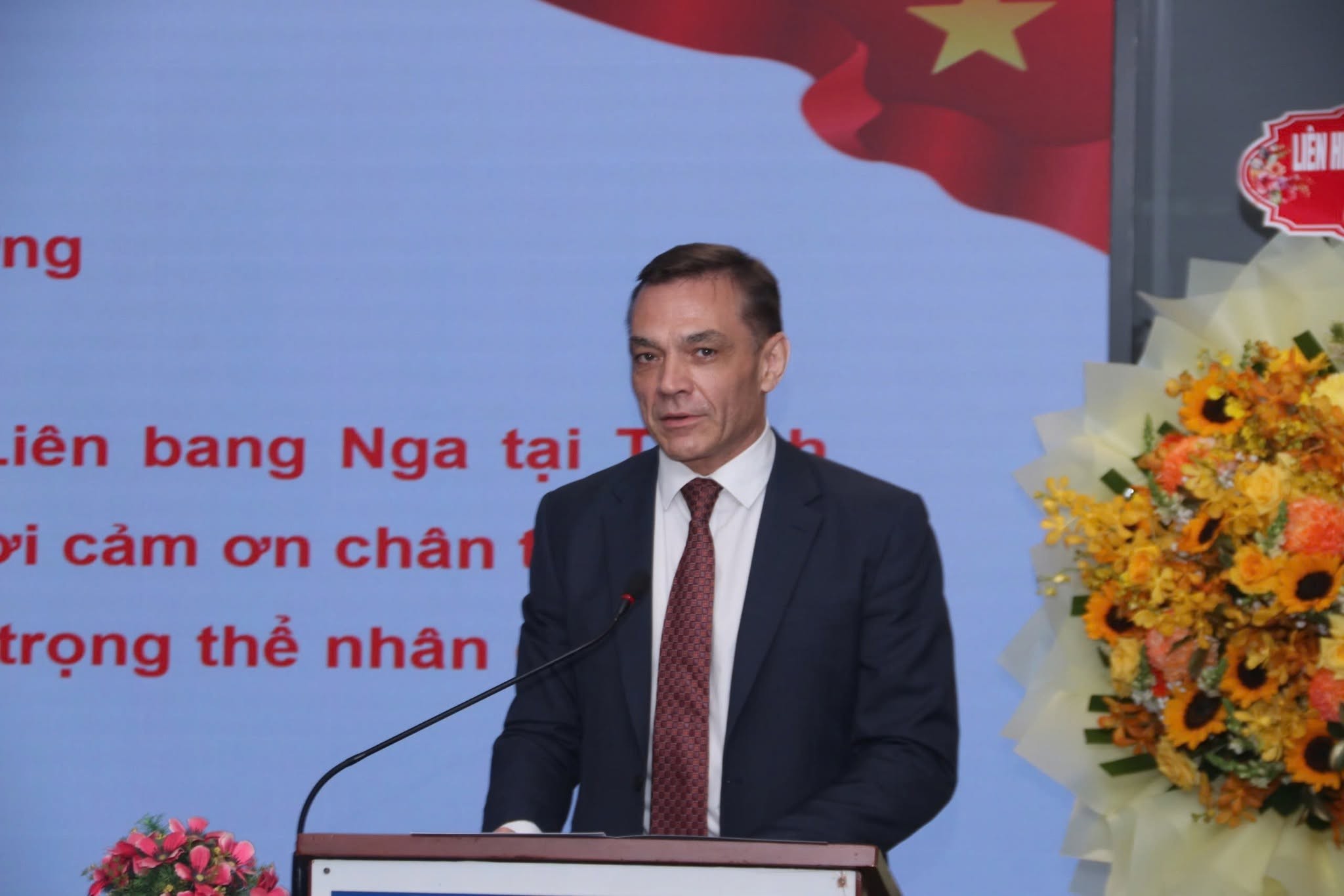 Từ những giá trị chung, Việt Nam và Nga tiếp tục gắn kết Từ những giá trị chung, Việt Nam và Nga tiếp tục gắn kết