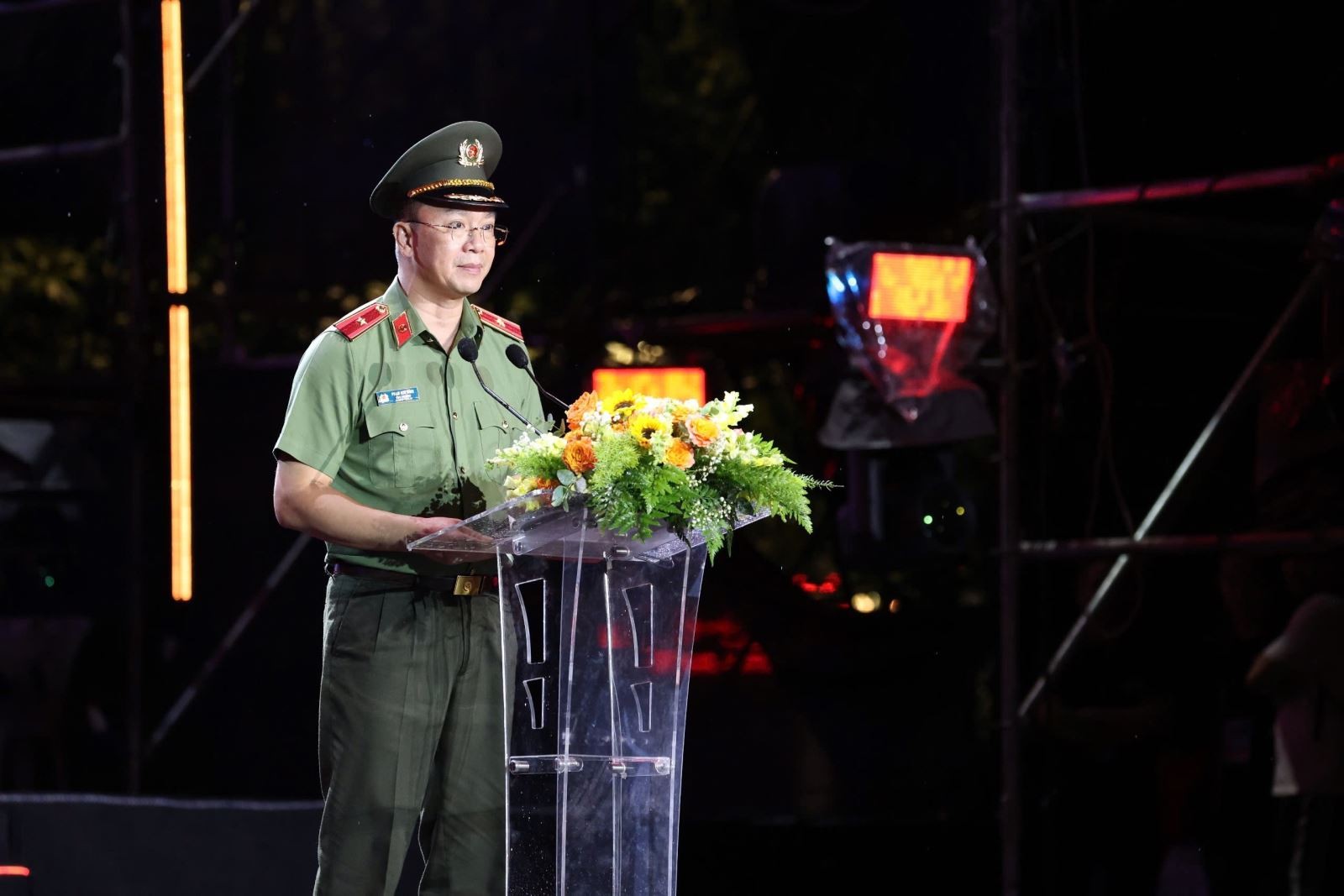 Thiếu tướng Phạm Kim Đĩnh, Cục trưởng Cục Công tác chính trị, Bộ Công an phát biểu lại Lễ khai mạc.